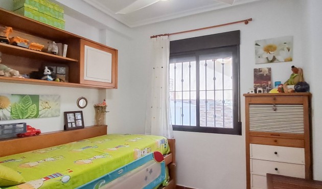 Återförsäljning - Apartment -
Torrevieja - Parque Acuático - Sector 25