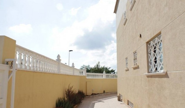 Återförsäljning - Villa -
Torrevieja - La Siesta - El Salado - Torreta
