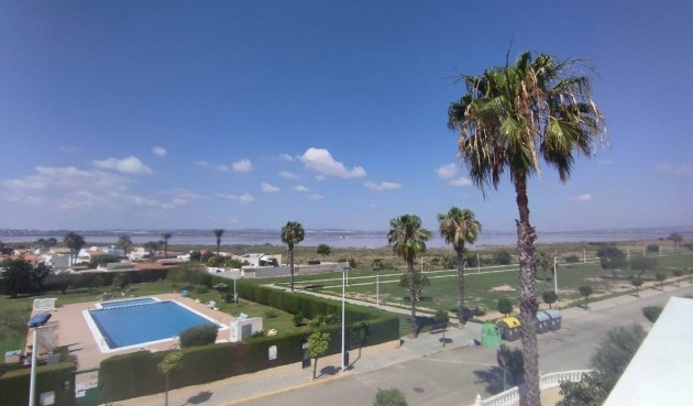 Återförsäljning - Villa -
Torrevieja - La Siesta - El Salado - Torreta