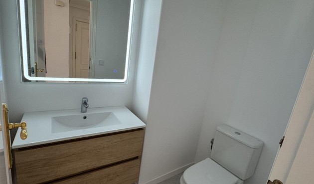 Återförsäljning - Apartment -
Orihuela Costa - Costa Blanca