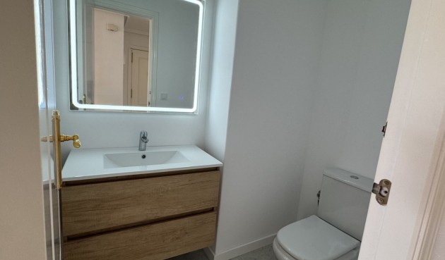 Återförsäljning - Apartment -
Orihuela Costa - Costa Blanca