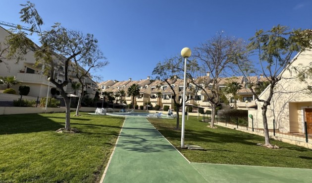 Återförsäljning - Apartment -
Orihuela Costa - Costa Blanca