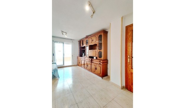 Återförsäljning - Apartment Penthouse -
Torrevieja - Costa Blanca