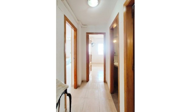 Återförsäljning - Apartment Penthouse -
Torrevieja - Costa Blanca