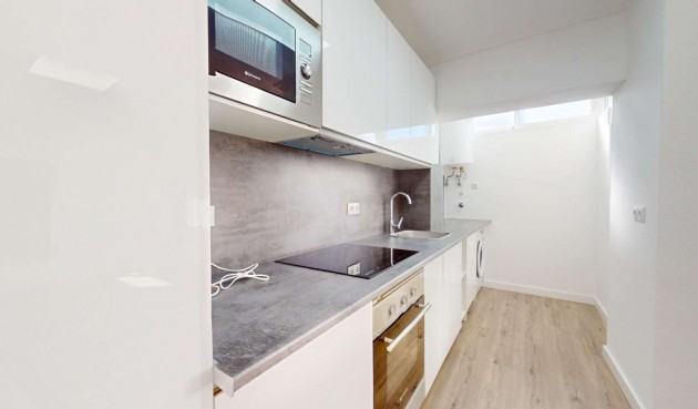 Återförsäljning - Bungalow -
Orihuela - Inland