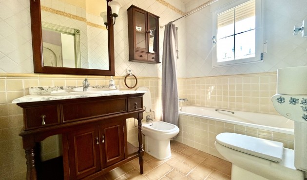 Återförsäljning - Villa -
La Mata - Costa Blanca