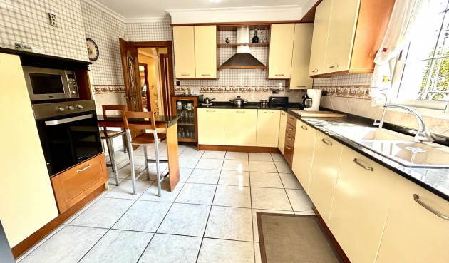 Återförsäljning - Villa -
La Mata - Costa Blanca