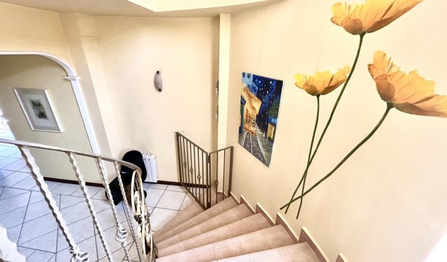 Återförsäljning - Villa -
La Mata - Costa Blanca