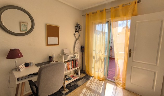 Återförsäljning - Villa -
El Raso - Costa Blanca