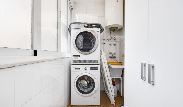 Återförsäljning - Apartment -
Torrevieja - Centro