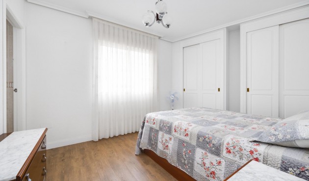 Återförsäljning - Apartment -
Torrevieja - Centro