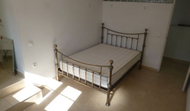 Återförsäljning - Villa -
Villamartin - Costa Blanca