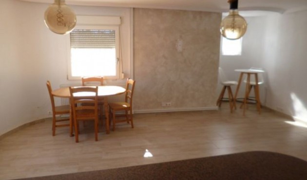 Återförsäljning - Villa -
Villamartin - Costa Blanca