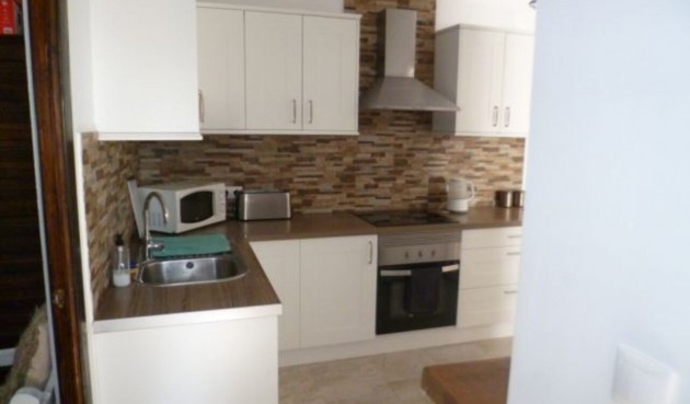 Återförsäljning - Villa -
Villamartin - Costa Blanca