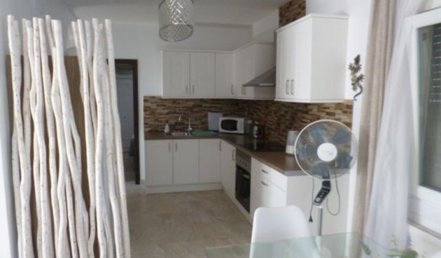 Återförsäljning - Villa -
Villamartin - Costa Blanca