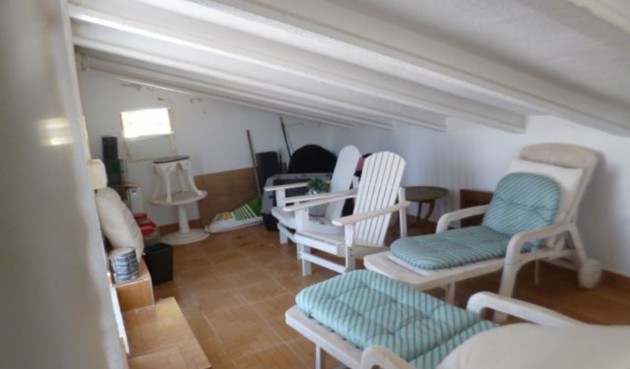 Återförsäljning - Villa -
Villamartin - Costa Blanca