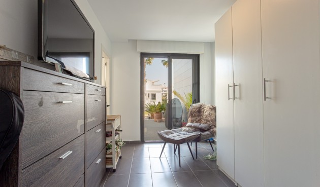 Återförsäljning - Villa -
Orihuela Costa - Costa Blanca