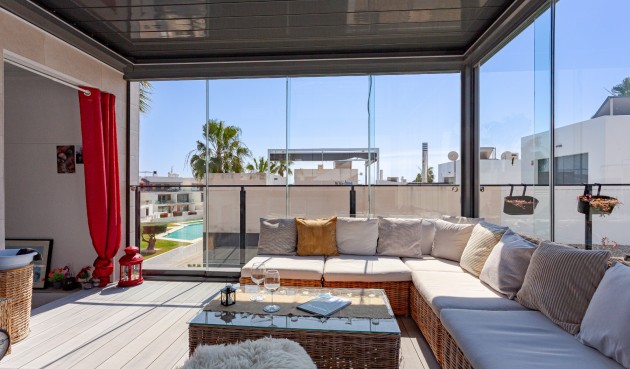 Återförsäljning - Villa -
Orihuela Costa - Costa Blanca