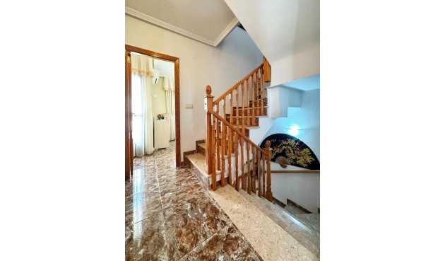 Återförsäljning - Town House -
Orihuela Costa - Costa Blanca