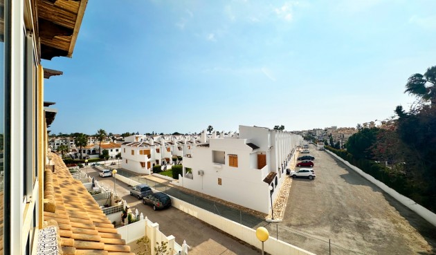 Återförsäljning - Town House -
Orihuela Costa - Costa Blanca