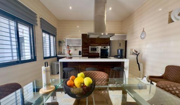 Återförsäljning - Villa -
Pilar de la Horadada - Torre De La Horadada