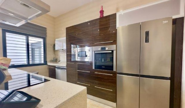 Återförsäljning - Villa -
Pilar de la Horadada - Torre De La Horadada