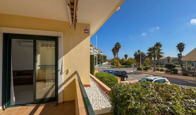 Återförsäljning - Apartment -
Orihuela Costa - Costa Blanca