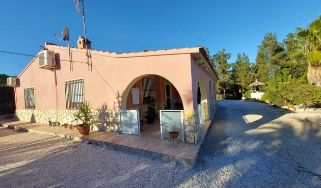 Återförsäljning - Villa -
Calasparra - Inland