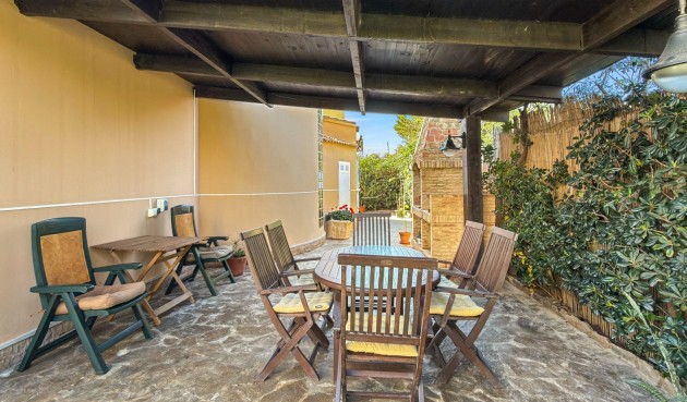 Återförsäljning - Villa -
Torrevieja - Costa Blanca