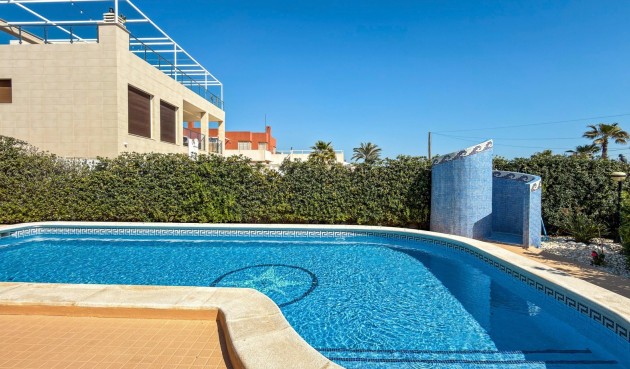 Återförsäljning - Villa -
Torrevieja - Costa Blanca