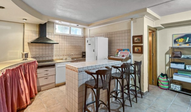 Återförsäljning - Villa -
Torrevieja - Costa Blanca