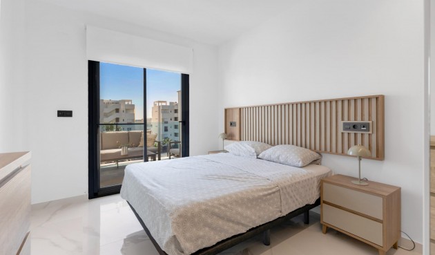 Återförsäljning - Apartment -
Guardamar del Segura - El Raso