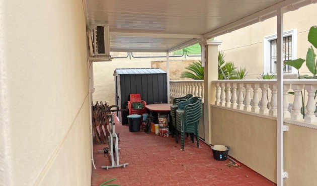 Reventa - Duplex -
San Miguel de Salinas - Las Filipinas