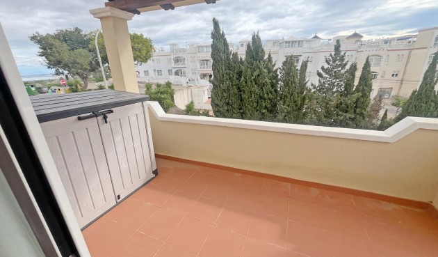 Reventa - Duplex -
San Miguel de Salinas - Las Filipinas