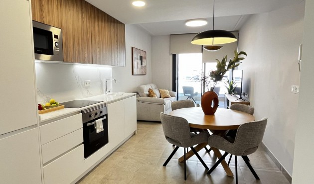 Brukt - Apartment -
Torrevieja - Playa del Cura