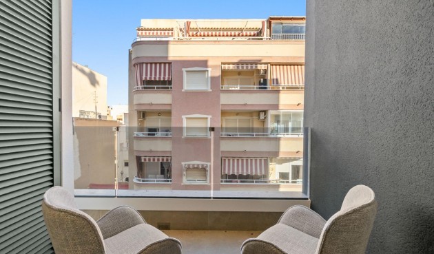 Brukt - Apartment -
Torrevieja - Playa del Cura