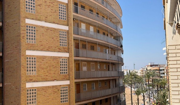 Återförsäljning - Apartment -
Torrevieja - Playa del Cura