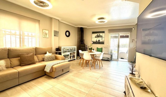 Återförsäljning - Villa -
Orihuela Costa - La Regia