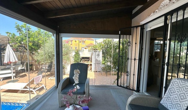 Återförsäljning - Villa -
Orihuela Costa - La Regia