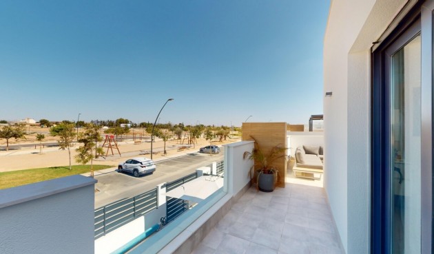 Återförsäljning - Villa -
Roldan - Inland