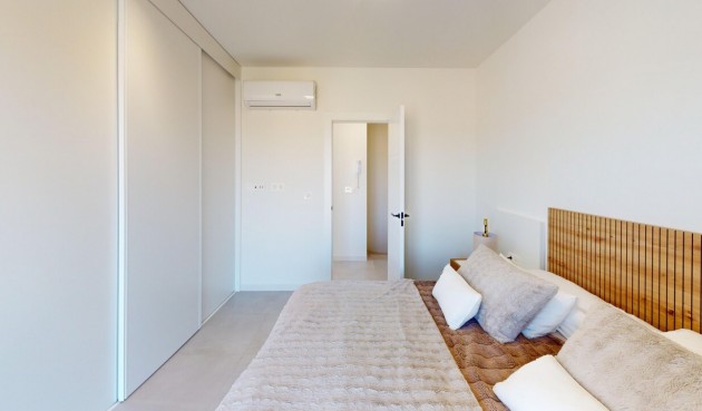 Återförsäljning - Villa -
Roldan - Inland