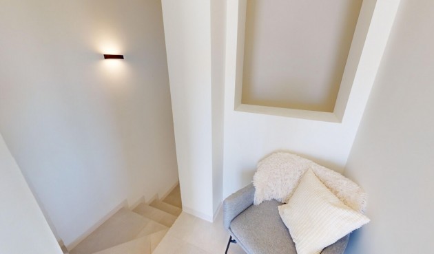 Återförsäljning - Villa -
Roldan - Inland