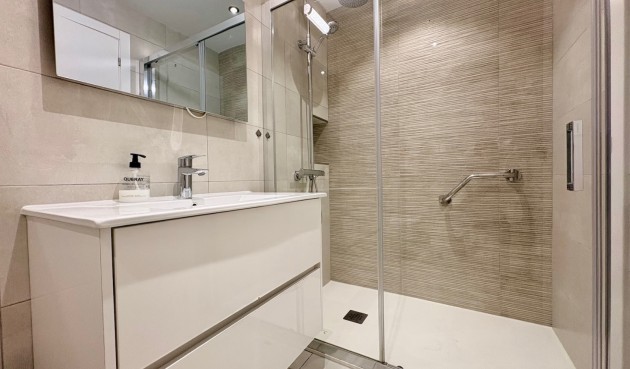 Återförsäljning - Town House -
Orihuela Costa - Costa Blanca