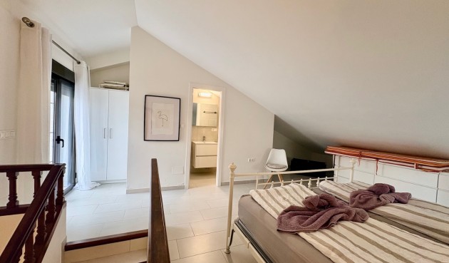 Återförsäljning - Town House -
Orihuela Costa - Costa Blanca