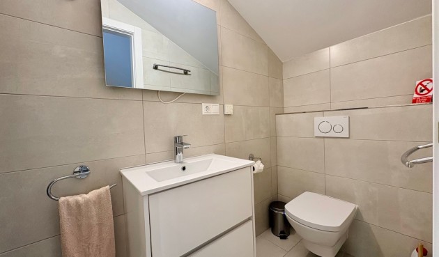 Återförsäljning - Town House -
Orihuela Costa - Costa Blanca