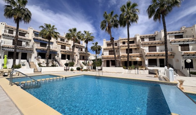 Återförsäljning - Town House -
Orihuela Costa - Costa Blanca