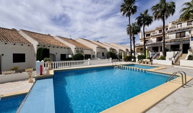 Återförsäljning - Town House -
Orihuela Costa - Costa Blanca