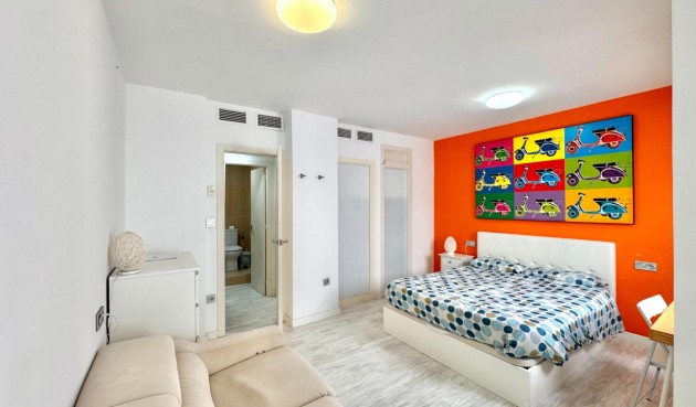 Återförsäljning - Apartment -
Torrevieja - Estacion De Autobuses