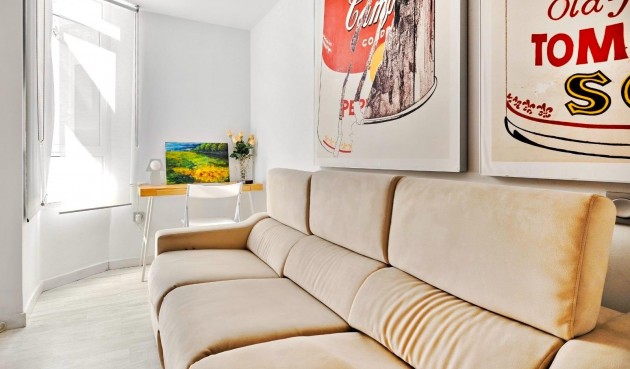 Återförsäljning - Apartment -
Torrevieja - Estacion De Autobuses