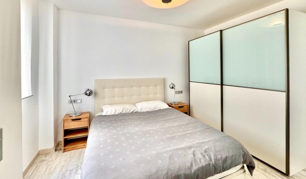 Återförsäljning - Apartment -
Torrevieja - Estacion De Autobuses